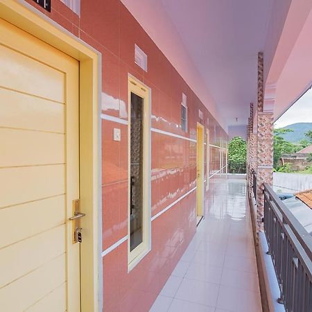 Reddoorz Syariah @ Tambak Mekar Street Subang Hotel Djalantjagak ภายนอก รูปภาพ