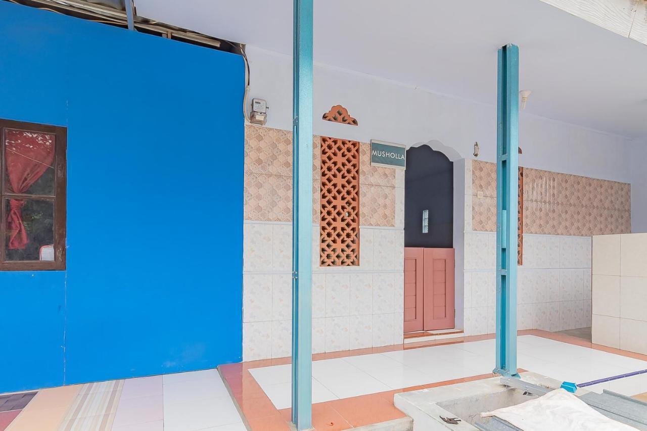 Reddoorz Syariah @ Tambak Mekar Street Subang Hotel Djalantjagak ภายนอก รูปภาพ